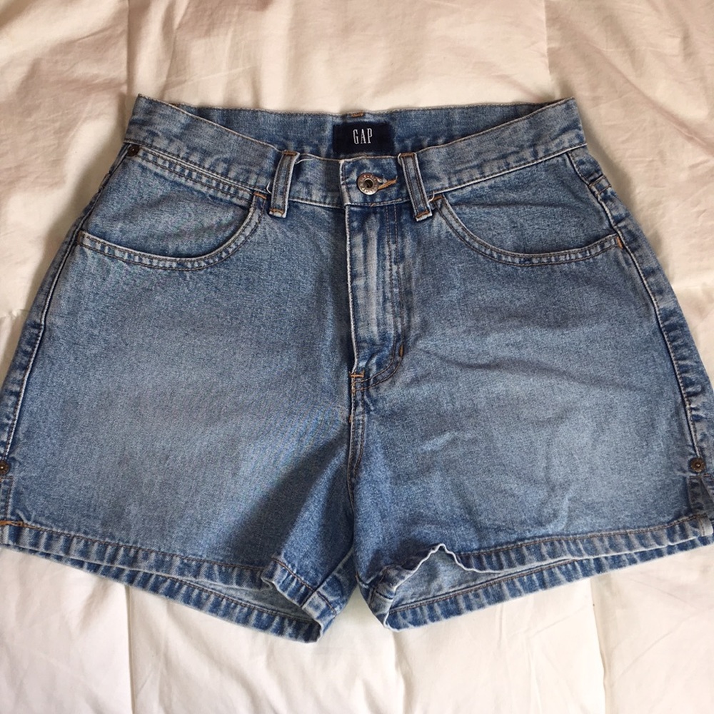 High waisted vintage gap jean short